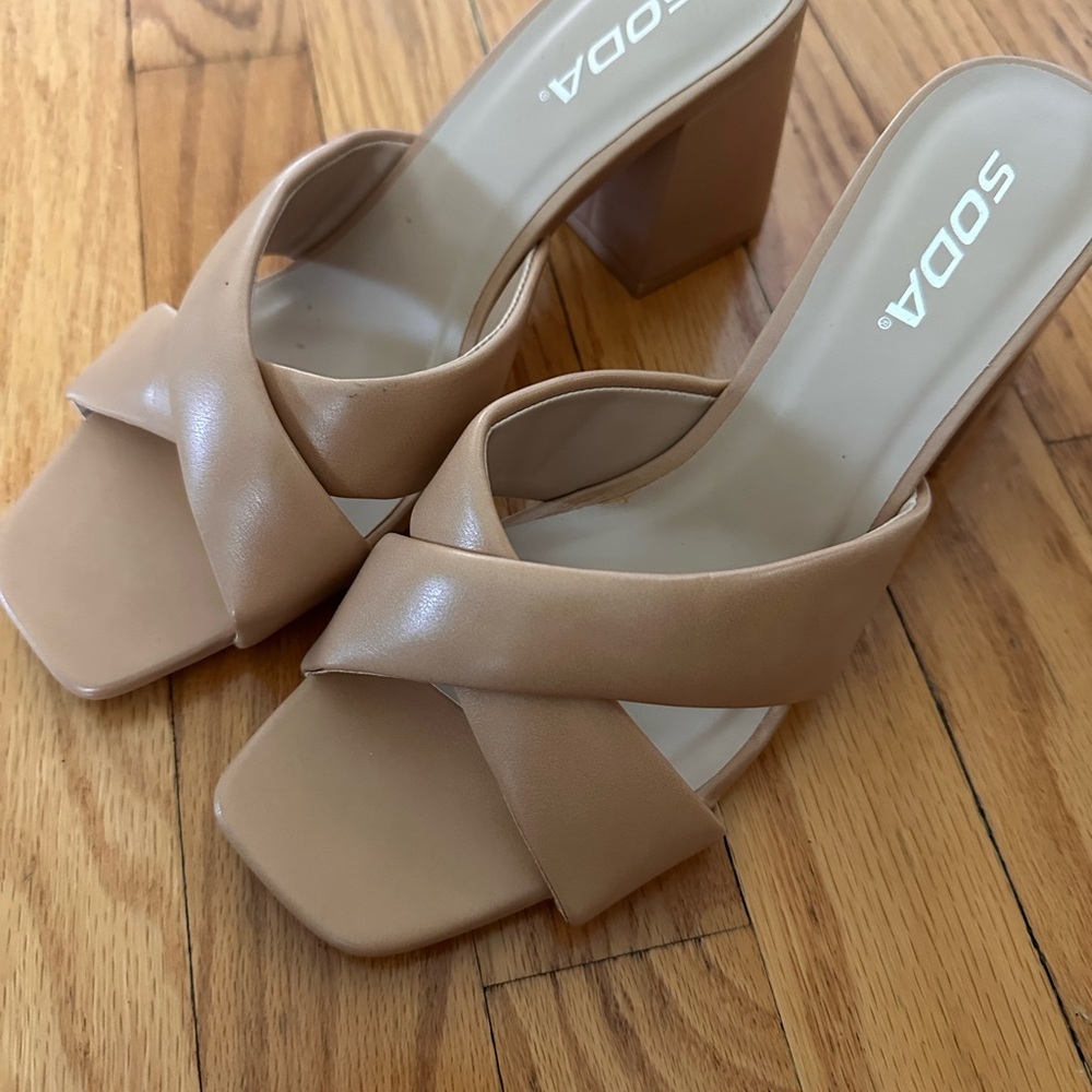 Soda Women's Tan Crisscross Block Heels
